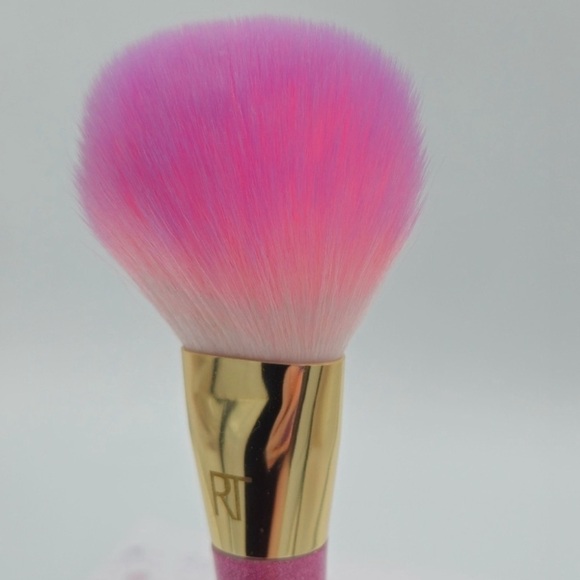Real Techniques: Brush Crush Powder Brush (300) - Limited Edition & Brand New!💓 - Picture 2 of 4